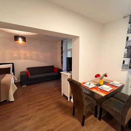 Amazing Apartment Zborovska Прага Экстерьер фото