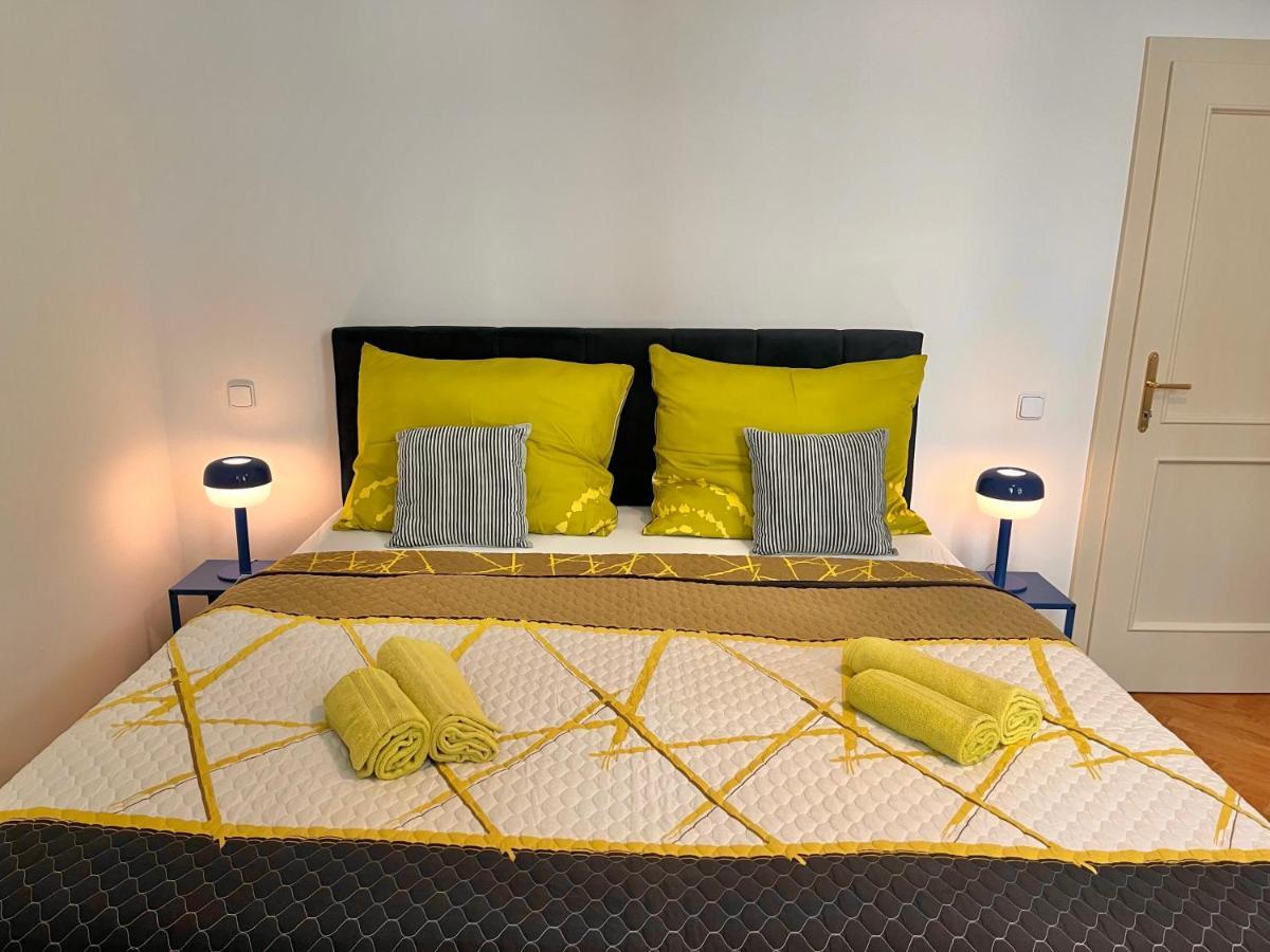 Amazing Apartment Zborovska Прага Экстерьер фото